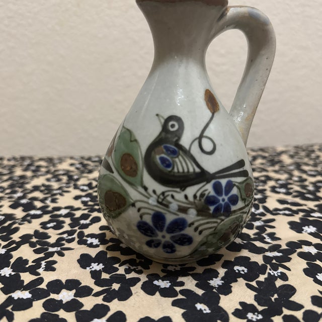 1970s Mexican Pottery Bud Vase Black Bird For Sale In New Orleans - Image 6 of 6
