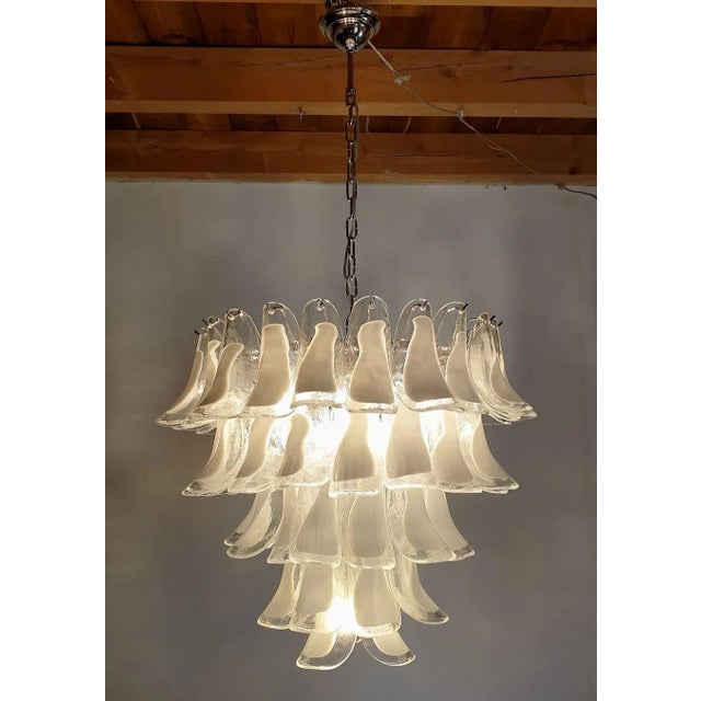 1980s White Murano Glass Chandelier Mazzega Style 1980s For Sale - Image 5 of 11