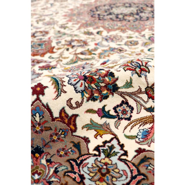 Baku Ivory/Brown Silk & Wool Area Rug, 6' 7'' X 9'10'' For Sale - Image 4 of 4