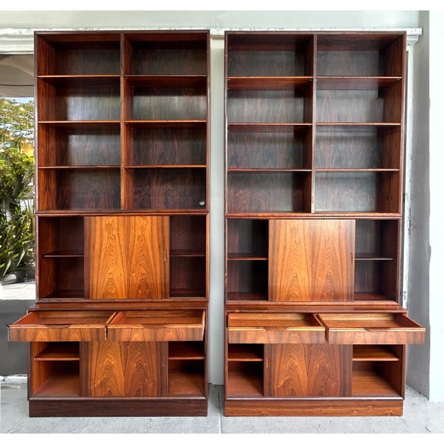 Mid-Century Modern Mid 20th Century Carlo Jensen Poul Hundevad Danish Rosewood Bookcases, Pair For Sale - Image 3 of 15