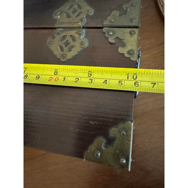 Mid 20th Century Vintage Chinoiserie Lacquered Wooden Jewelry Box Adorned With Brass Hinges & Koi Fish Latch For Sale - Image 9 of 12