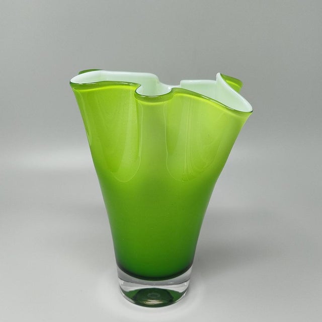 Mid-Century Modern Green Murano Glass Vase Fazzoletto by to Ca Dei Vetrai For Sale - Image 3 of 8