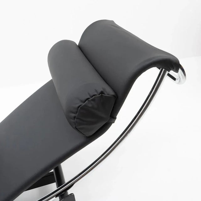 Lc4 / B306 Chaise Longue by Le Corbusier for Wohnbedarf, 1950s For Sale - Image 10 of 13