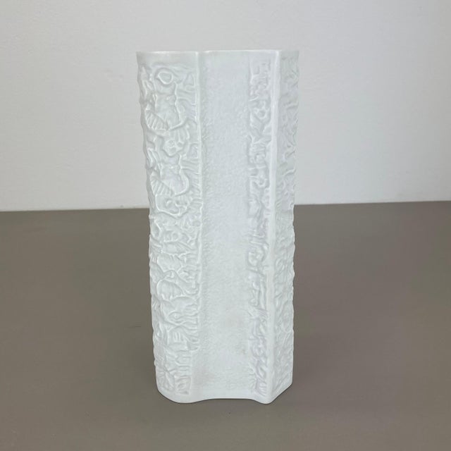 Large Op Art Vase from Heinrich Fuchs, 1970s For Sale - Image 6 of 15