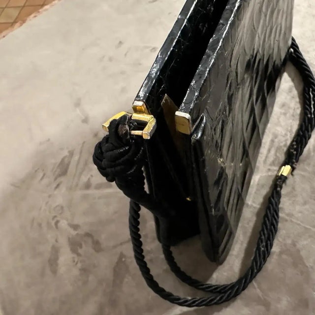 1970s High Quality Black Leather and Rope Italian Cross Body Bag For Sale - Image 6 of 13