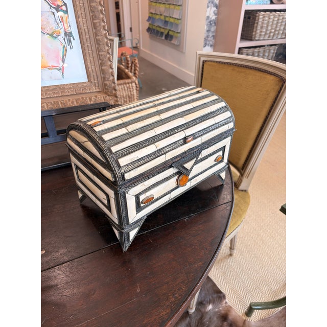 Mid 20th Century Mid 20th Century Small Horn Box For Sale - Image 5 of 5