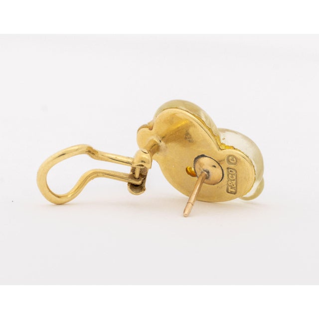Metal Infinity Knot Carved Glass and 18k Yellow Gold Earrings For Sale - Image 7 of 8