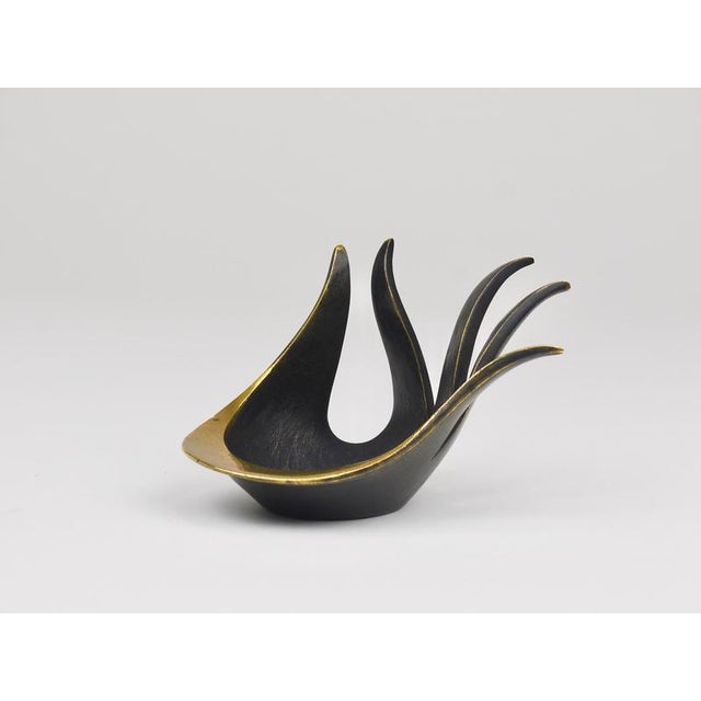 1950s Sculptural Brass Hand Bowl by Walter Bosse for Herta Baller, Austria, 1950s For Sale - Image 5 of 13