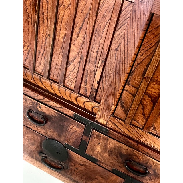 Early 20th Century Antique Japanese Tansu Zelkova Wood Storage Cabinet, Iron Hardware, 10 Drawers (Late Meiji Period) For Sale - Image 5 of 13