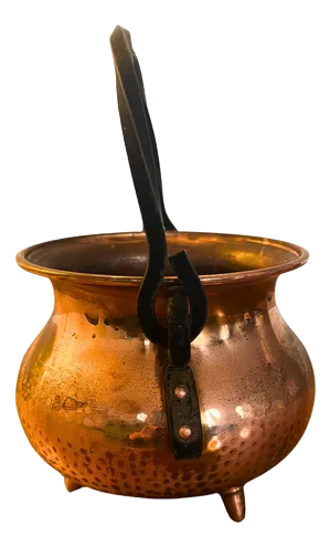 19th Century French Cauldron in Hammered Copper, Circa 1880