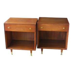 1960s Mid Century Modern R-Way Nightstands, Pair