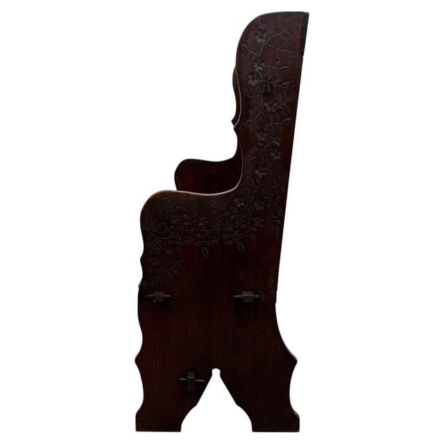 Gold 20th Century Edwardian English Carved Oak Settle Bench, 1890s For Sale - Image 8 of 10