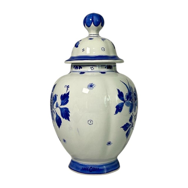 Vintage Hand-Painted Delft Blue Lidded Vase by Royal Delft, 1972 For Sale - Image 4 of 10