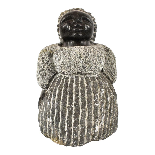 Early 20th Century Shona Stone Woman Sculpture In The Style of Colleen For Sale