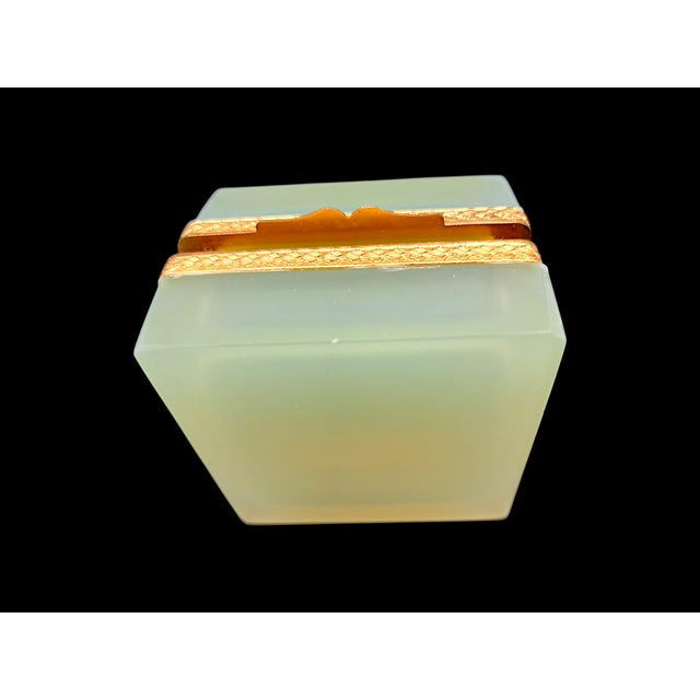 Opaline Murano Glass Jewelry Box from Manifattura di Murano, 1970s For Sale - Image 6 of 13