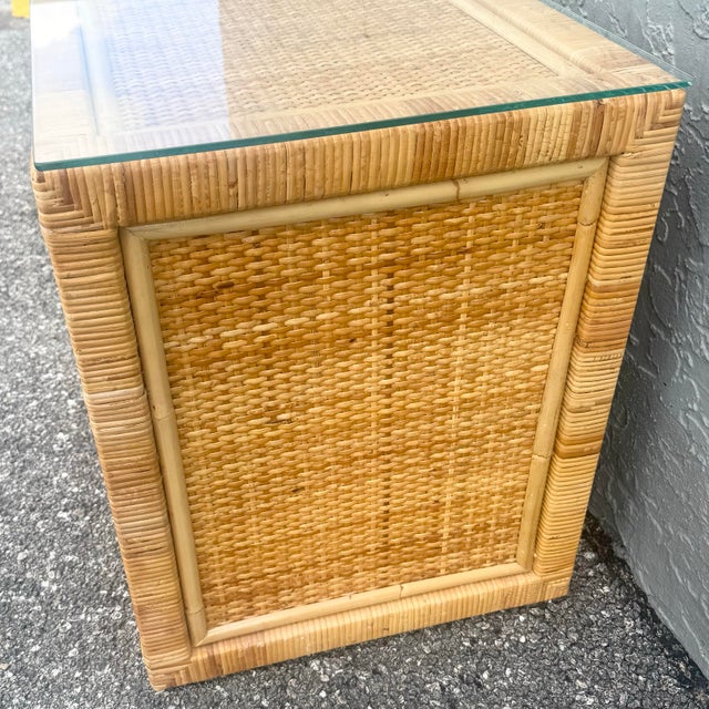 Late 20th Century Big Chic Wicker Wrapped Nightstand With Glass Top For Sale - Image 5 of 7