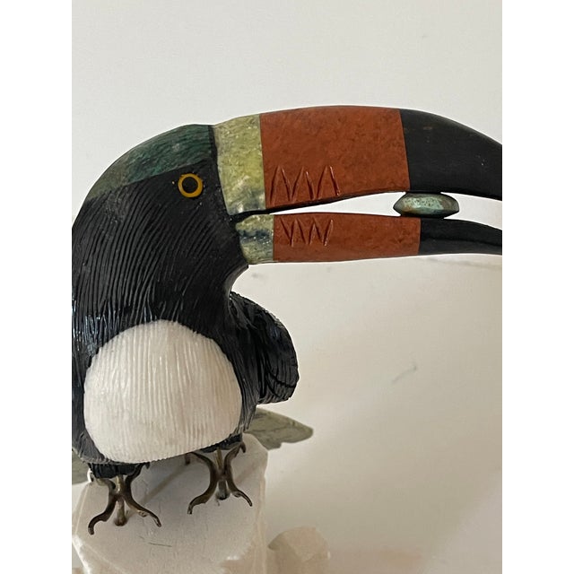 Contemporary 1960s Large Toucan Bird Semiprecious Stone Carved Bird Figurine For Sale - Image 3 of 8