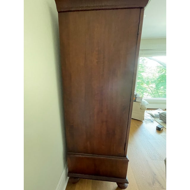 Ethan Allen 1990s Ethan Allen Entertainment/Media Cabinet Armoire From the British Classics Collection For Sale - Image 4 of 18