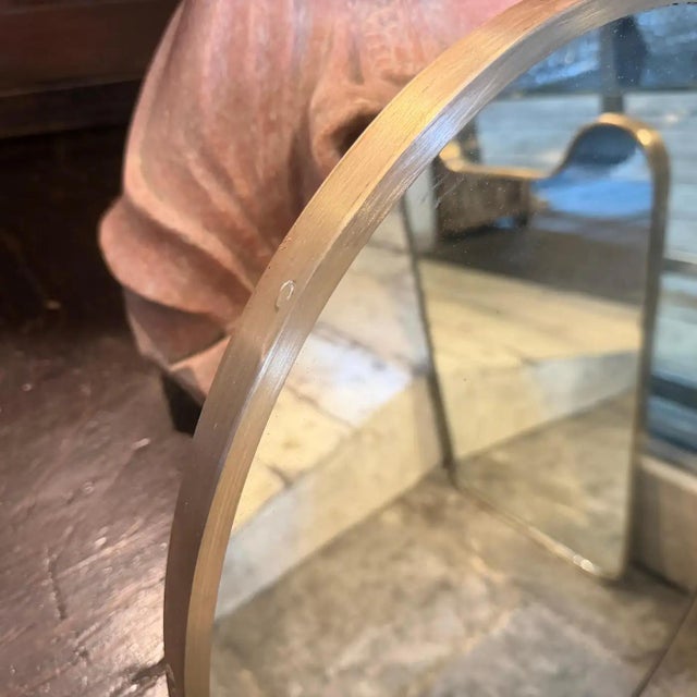 1960s 1950s Gio Ponti Style Mid-Century Modern Solid Brass Italian Oval Wall Mirror For Sale - Image 5 of 13
