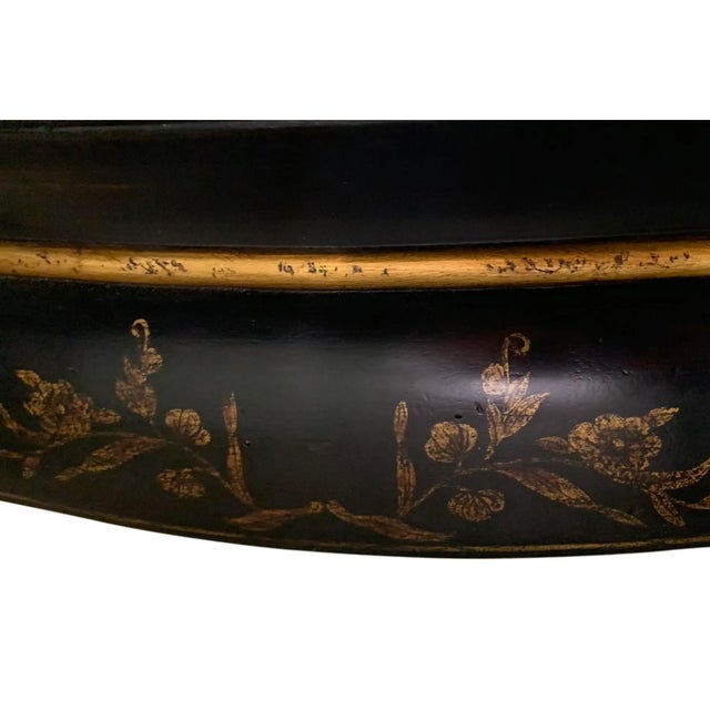 1950s 1950s Henredon Chinoiserie Center Table in Black and Gold For Sale - Image 5 of 7