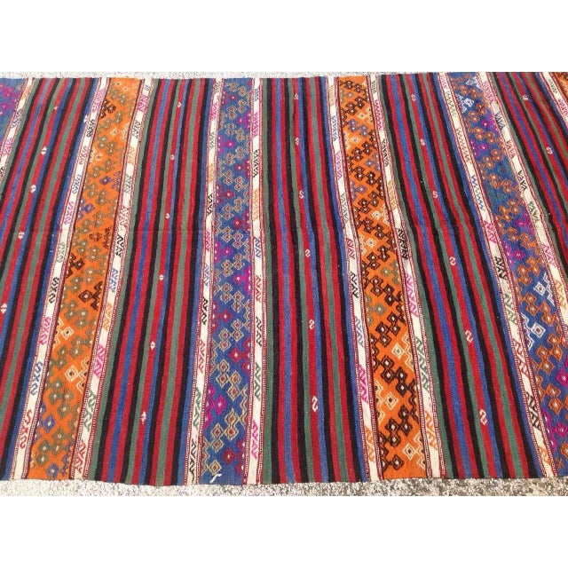 Vintage Turkish Kilim Rug - 5′5″ × 9′4″ For Sale - Image 4 of 7