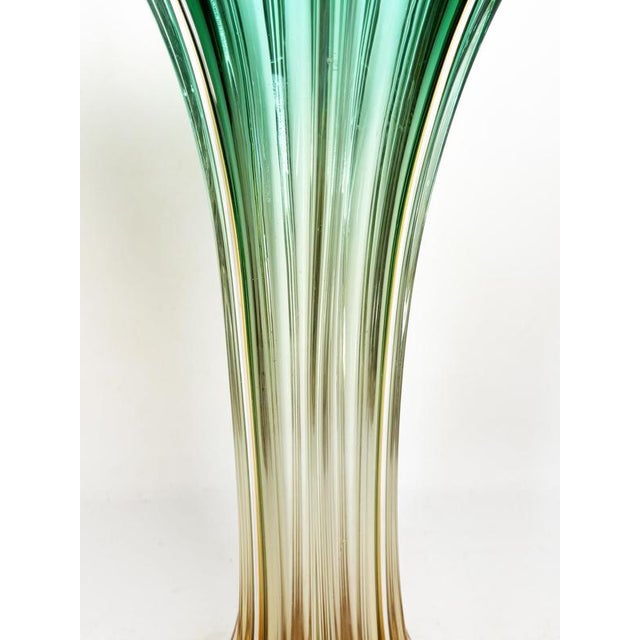 Glass Large Italian Green and Transparent Vase, Italy, 1950 For Sale - Image 7 of 12