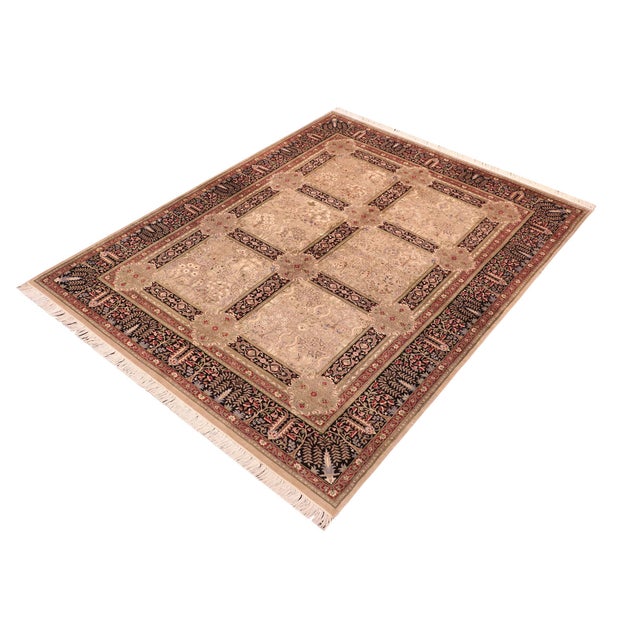 Designed with mesmerizing intricacy and gorgeous color palette, this hand-knotted masterpiece demonstrates the beauty and...