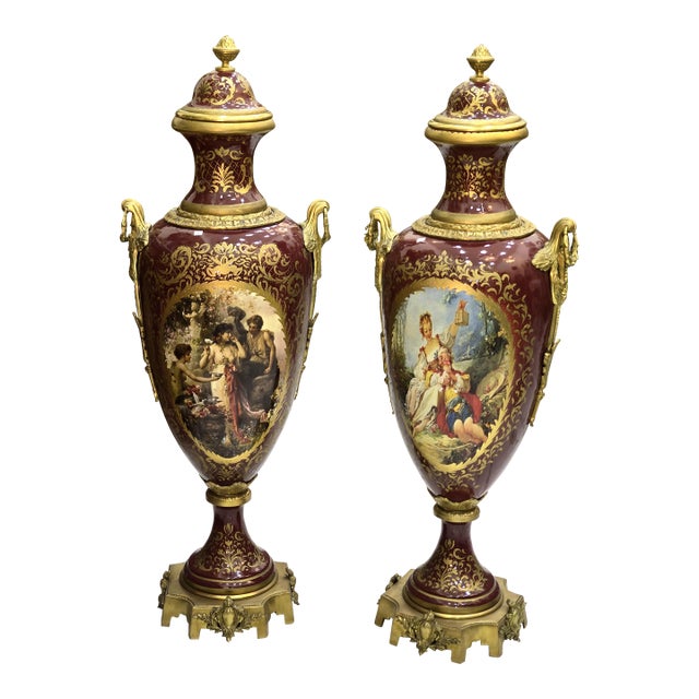 Burgundy Porcelain Vases With Gold Leaf Details – French Style Ornate Decorative Vases For Sale