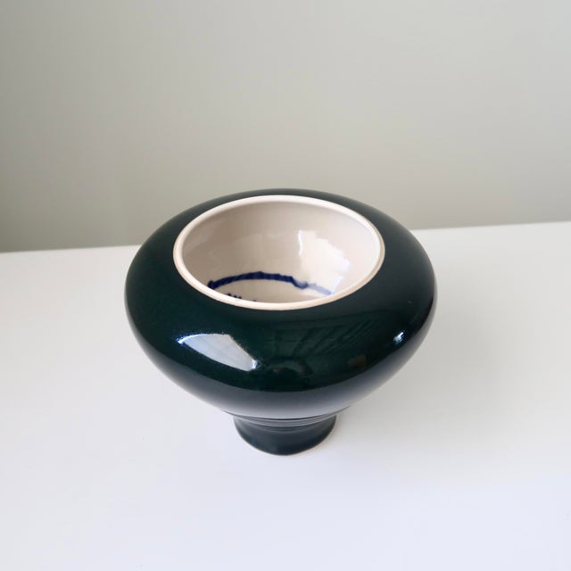 Signed 1990s Post Modern Hunter Green Sculptural Ribbed Bulbous Vessel With a Tapered Pedestal Foot For Sale - Image 10 of 15