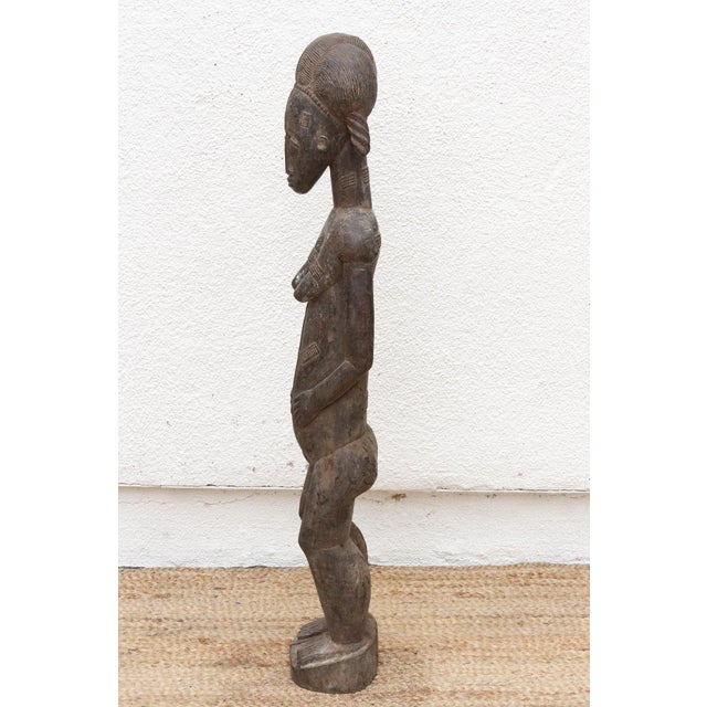Wood Antique Baule Female Figure W/Serene Expression For Sale - Image 7 of 12