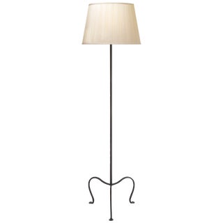 J. Randall Powers by Visual Comfort Signature Albert Petite Tri-Leg Floor Lamp in Aged Iron with Silk Box Pleat Shade For Sale