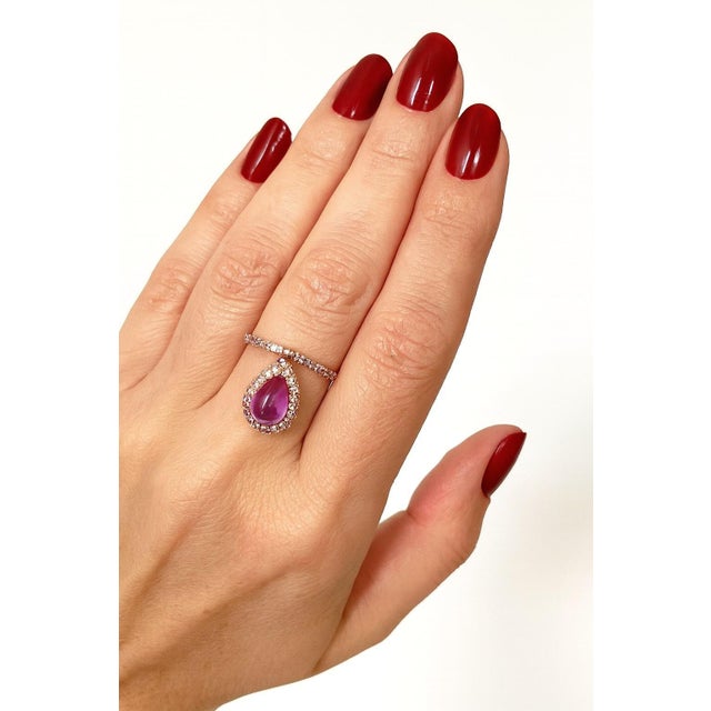 Bochic “Capri” Vintage Diamond & Amethyst Ring Set In 18K Gold & Silver For Sale In New York - Image 6 of 8