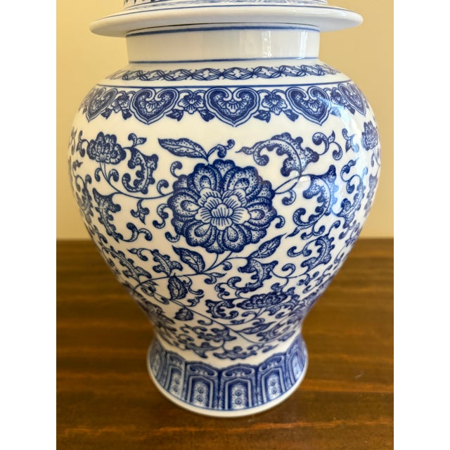 Ceramic Chinoiserie Blue and White Porcelain Ginger Jar For Sale - Image 7 of 9