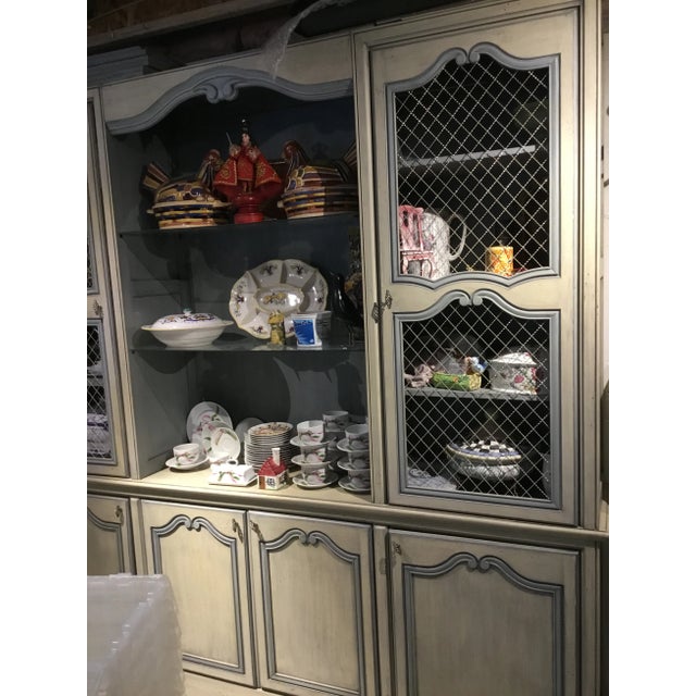 French Provincial 1980s French Curio China Display Cupboard Armoire For Sale - Image 3 of 12