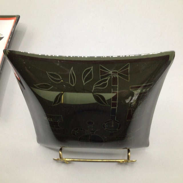 White Vintage Smoked Glass Kitchen Weights and Measurements Decorative Dishes -set of 3 For Sale - Image 8 of 12