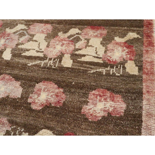 Mid 20th Century Galerie Shabab Collection Mid-20th Century Turkish Anatolian Rug For Sale - Image 5 of 10