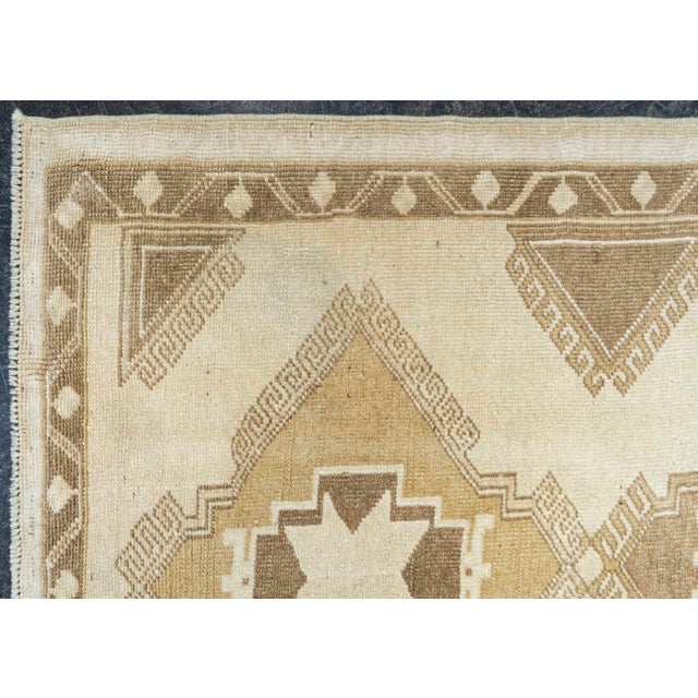 Early 21st Century Turkish Vintage Rug 3'3" x 6'4" #21404 For Sale - Image 5 of 8