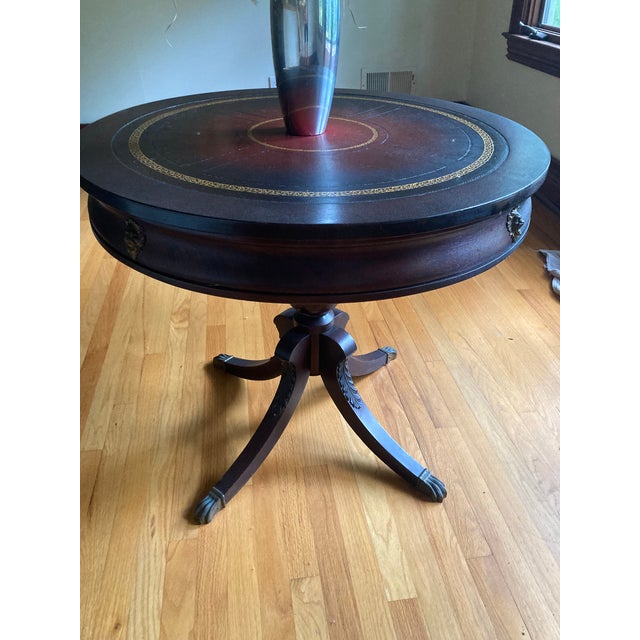 Chocolate 1950s American Regency Pedestal Table C. For Sale - Image 8 of 10