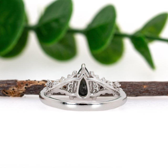 Brazilian Alexandrite and Diamond Ring in 14k Solid Gold | Pe 8x4.5mm, Size 6.75 For Sale - Image 10 of 10