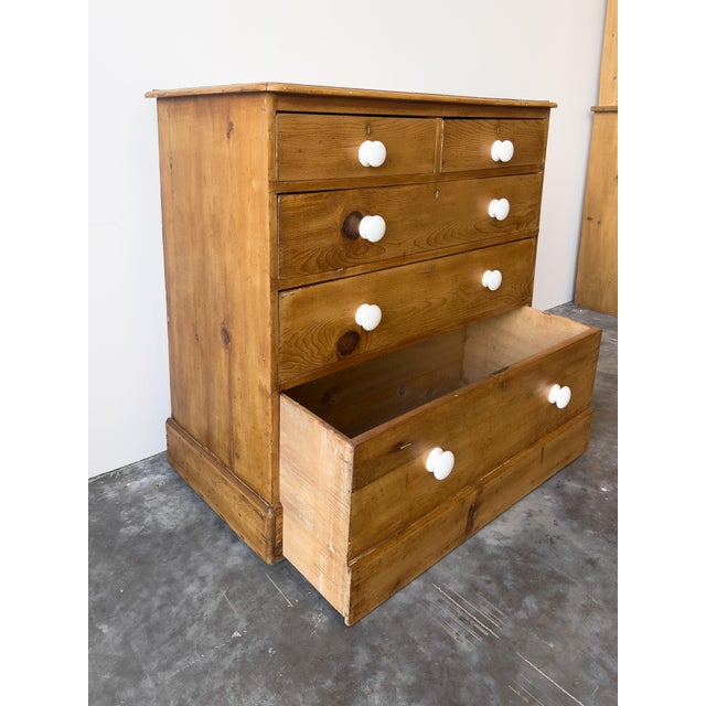 19th Century English Pine Chest of Drawers For Sale In Portland, OR - Image 6 of 6
