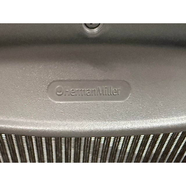 Herman Miller Aeron Office Chair, Size B For Sale - Image 11 of 12