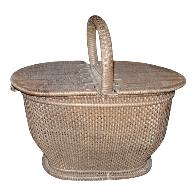 1950s Charming Handwoven Nantucket Style Basket For Sale