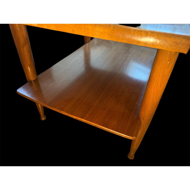 1960s McM Walnut EndTables Stand Vintage Mid-Century Side Tables Pair (2) For Sale - Image 6 of 10
