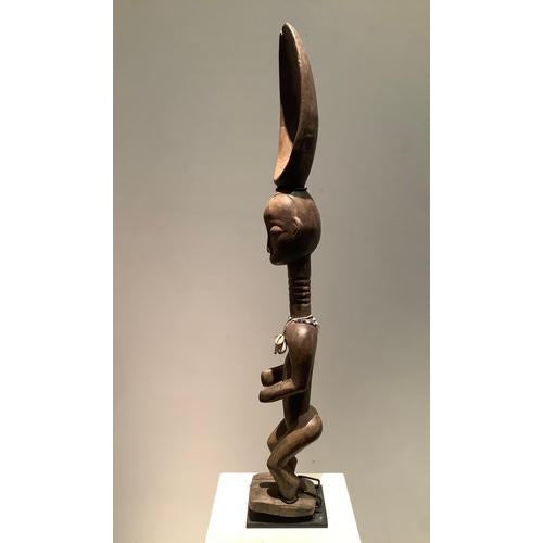 Ivory Coast Dan Spoon, first half of the 20th century Light wood, necklace Ornate ceremonial spoon, used during...