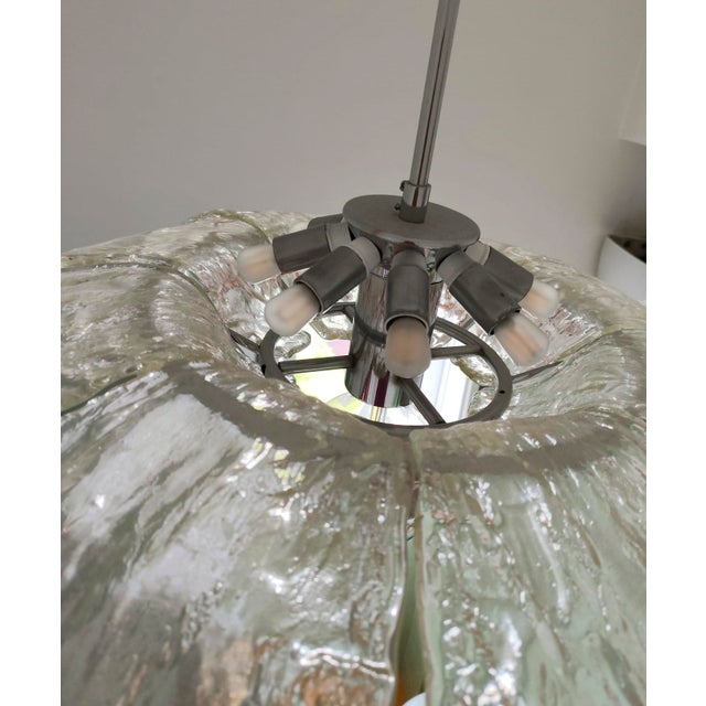 Murano Glass Pendant Lamp with 8 Petals attributed to Carlo Nason for AV Mazzega, 1970s For Sale - Image 6 of 11