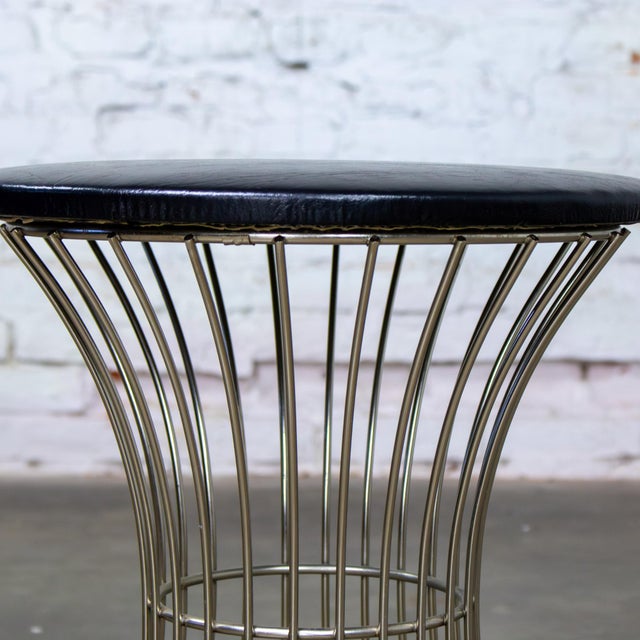 Mid-20th Century MCM Stool Manner of Warren Platner Chrome Wire Base and Black Vinyl Seat For Sale - Image 9 of 18