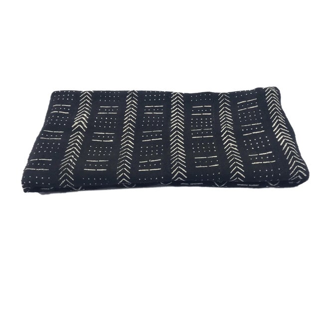 Black Lg Vintage Malian Black & White Mud Cloth Textile 88" by 62" For Sale - Image 8 of 10