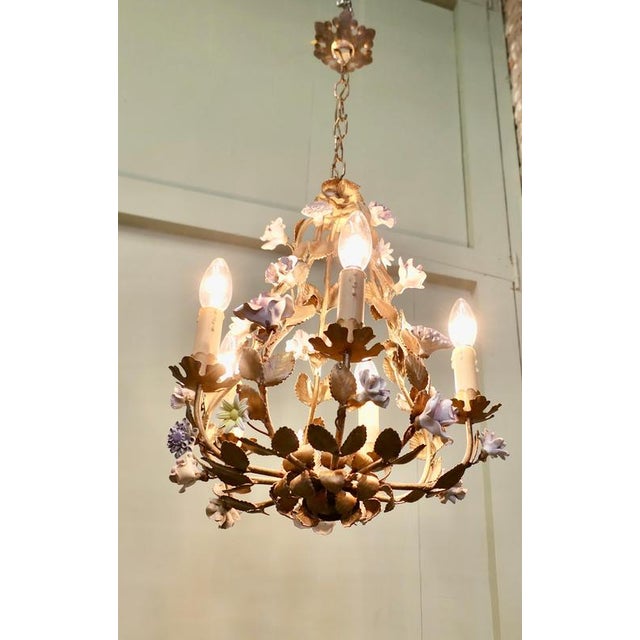 French Gilt Toleware and Floral Ceramic 6-Branch Chandelier, 1930s For Sale - Image 6 of 8