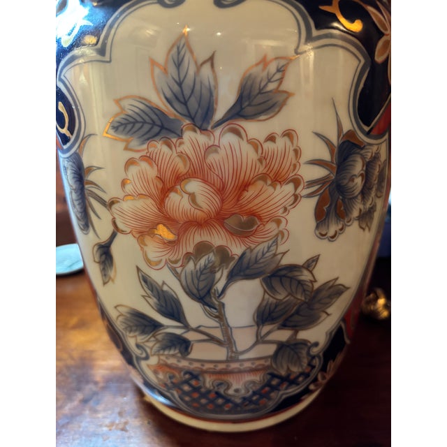 Antique Japanese Imari-Style Porcelain Vase Dating to the Late Meiji Period ( Circa 1890-1910). For Sale - Image 9 of 13