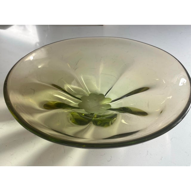 1940s Duncan & Miller Canterbury Uranium Bowl For Sale - Image 4 of 8